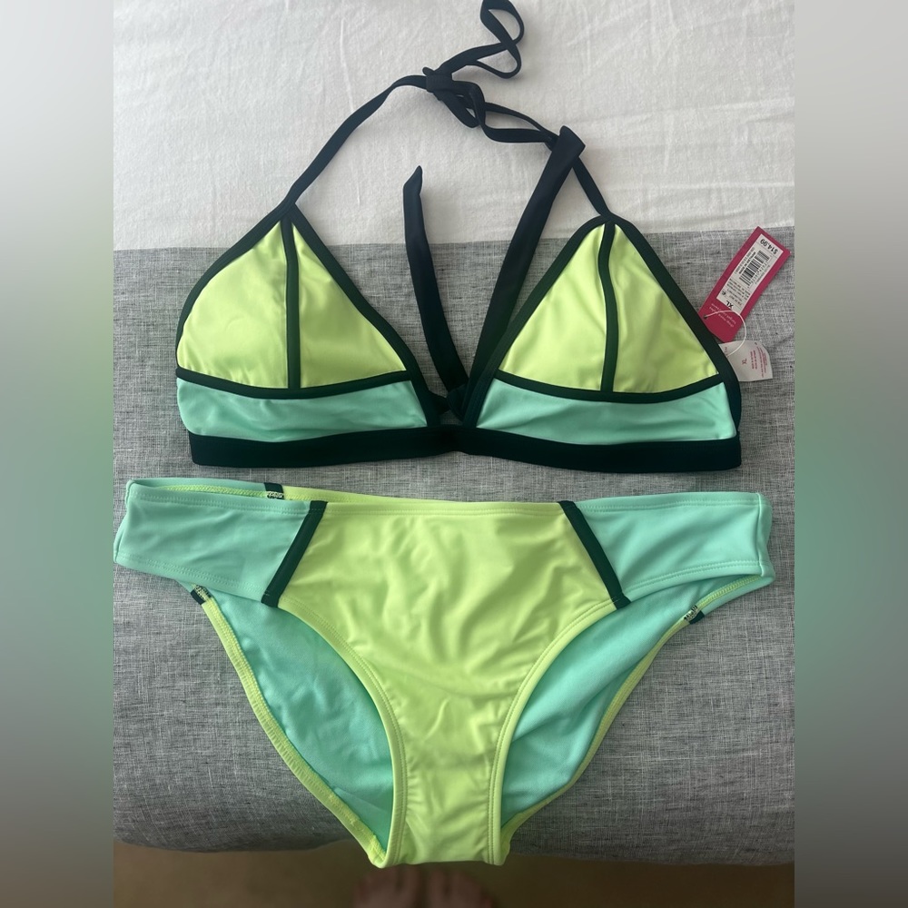 Xhilaration neon yellow color block bikini NEVER WORN/TAGS ON
